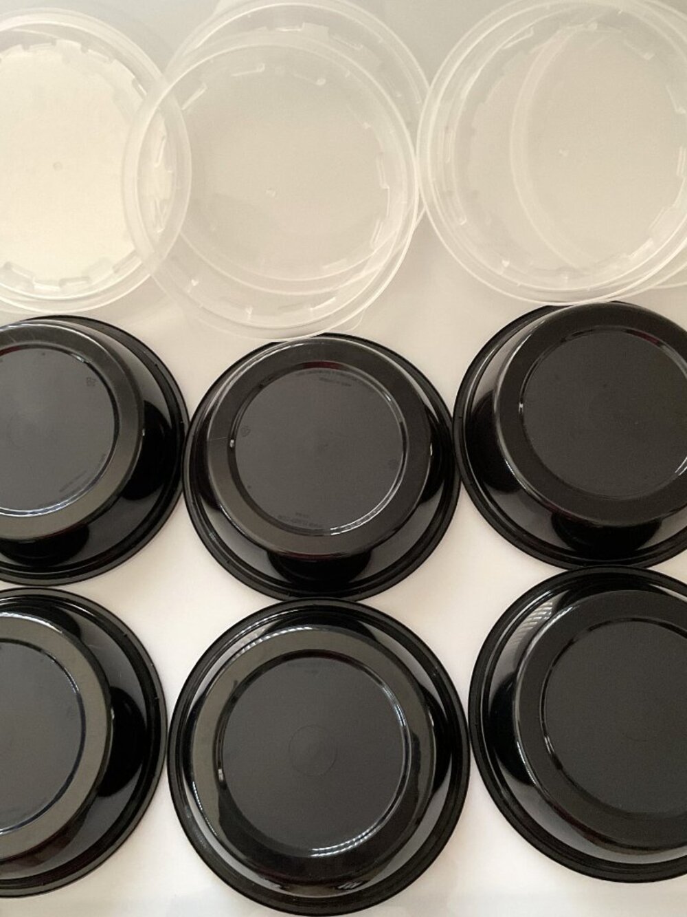 6-PACK ROUND BLACK FOOD CONTAINERS + CLEAR LIDS (CO-8245PP) USED ONCE LIKE NEW - Picture 6 of 9